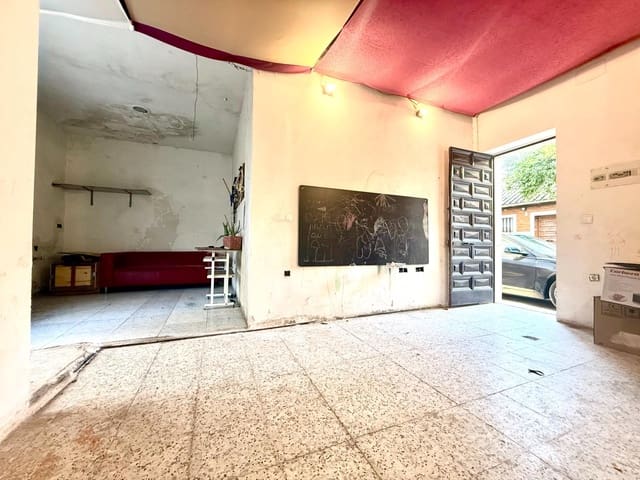 2 quarto Casa em Banda para venda em Córdova cidade - 156 000 € (Ref: 9656191)