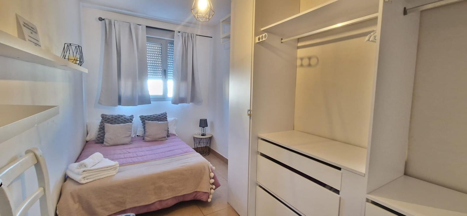 2 bedroom Flat for sale in Cordoba city with pool garage - € 198,000 (Ref: 9663783)