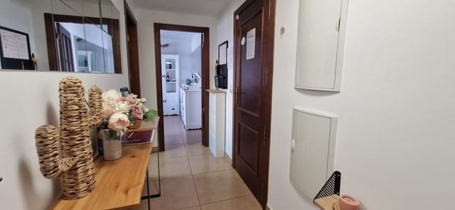2 bedroom Flat for sale in Levante, Córdoba city with pool garage - € 198,000 (Ref: 9663783)