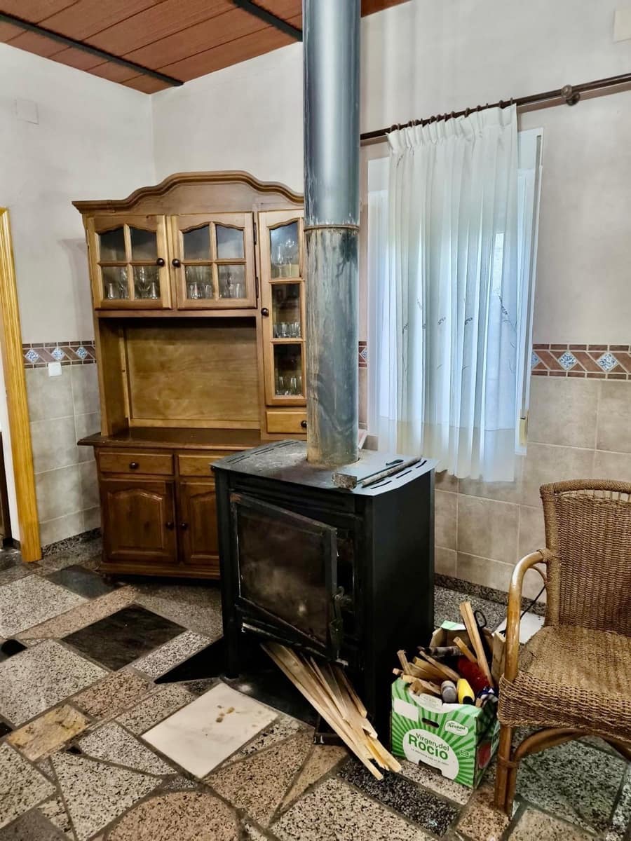 5 slaapkamer Finca/Landhuis te koop in Penarroya-Pueblonuevo met zwembad - € 110.000 (Ref: 9663784)