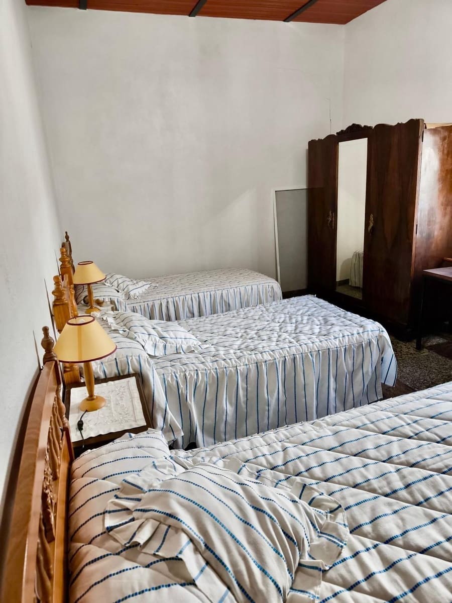 5 slaapkamer Finca/Landhuis te koop in Penarroya-Pueblonuevo met zwembad - € 110.000 (Ref: 9663784)