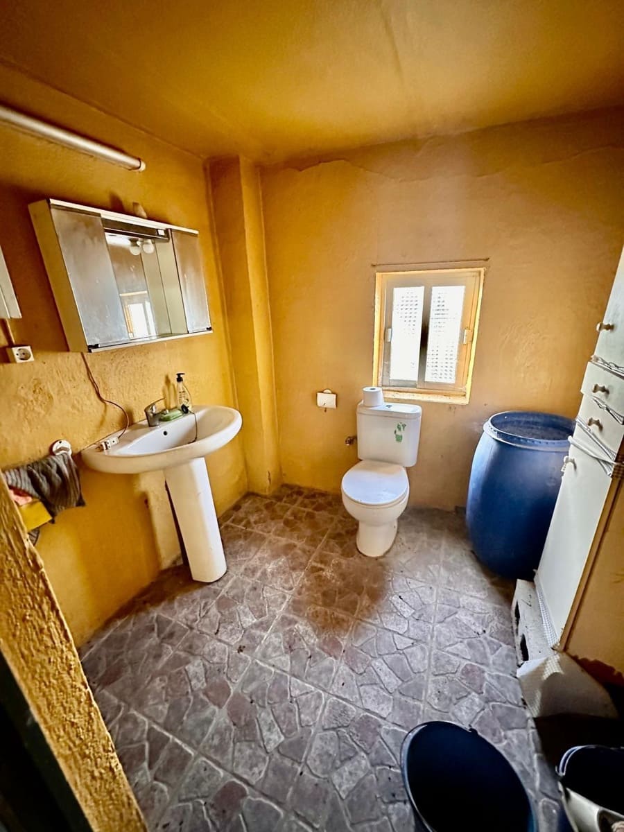 5 slaapkamer Finca/Landhuis te koop in Penarroya-Pueblonuevo met zwembad - € 110.000 (Ref: 9663784)