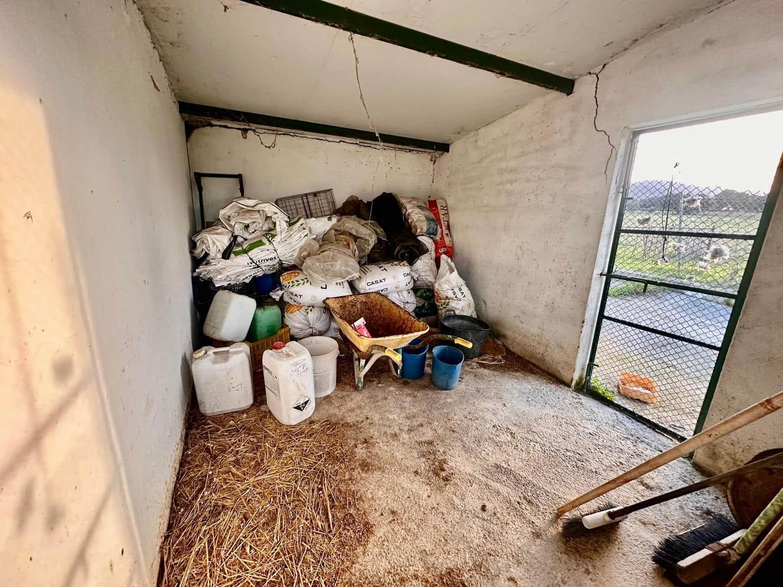 5 slaapkamer Finca/Landhuis te koop in Penarroya-Pueblonuevo met zwembad - € 110.000 (Ref: 9663784)