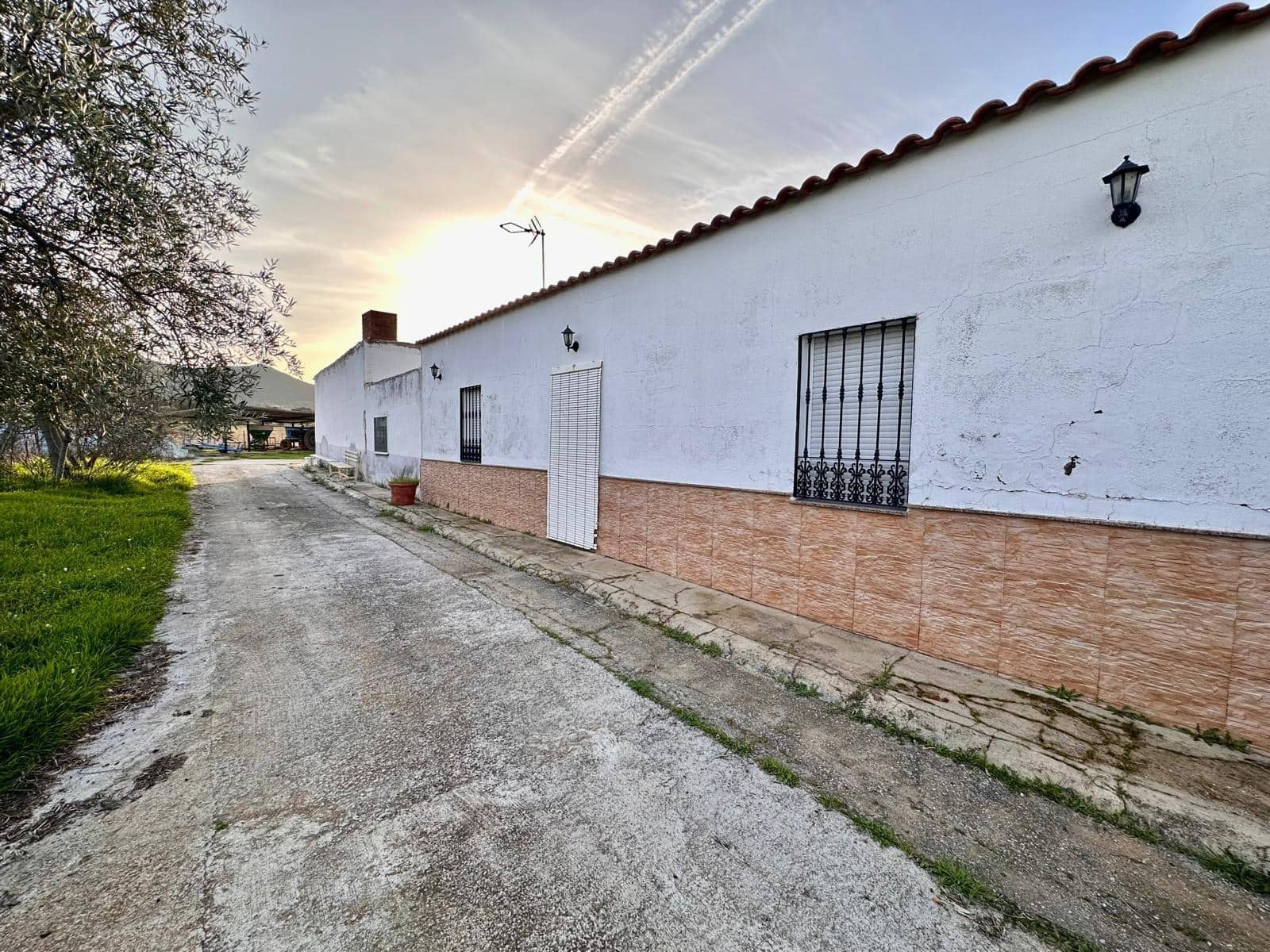 5 slaapkamer Finca/Landhuis te koop in Penarroya-Pueblonuevo met zwembad - € 110.000 (Ref: 9663784)