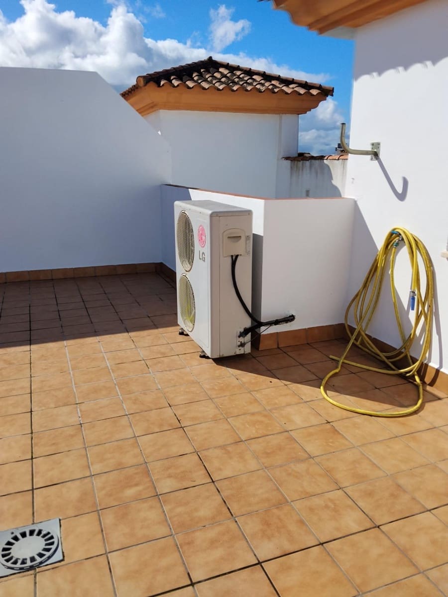 3 sypialnia Mieszkanie na sprzedaż w La Carlota - 165 000 € (Ref: 9670765)