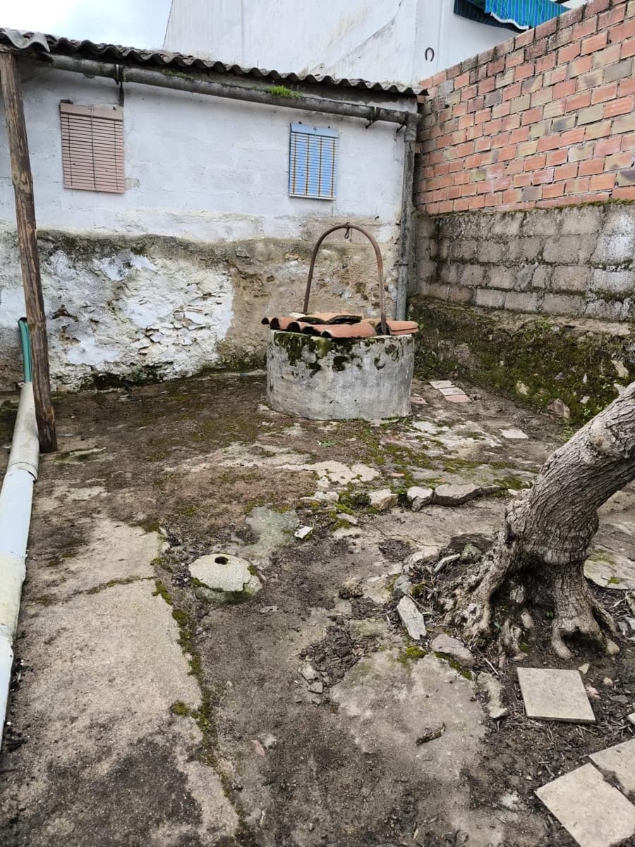 Casa de 5 habitaciones en Fuente Obejuna en venta - 27.000 € (Ref: 9677563)