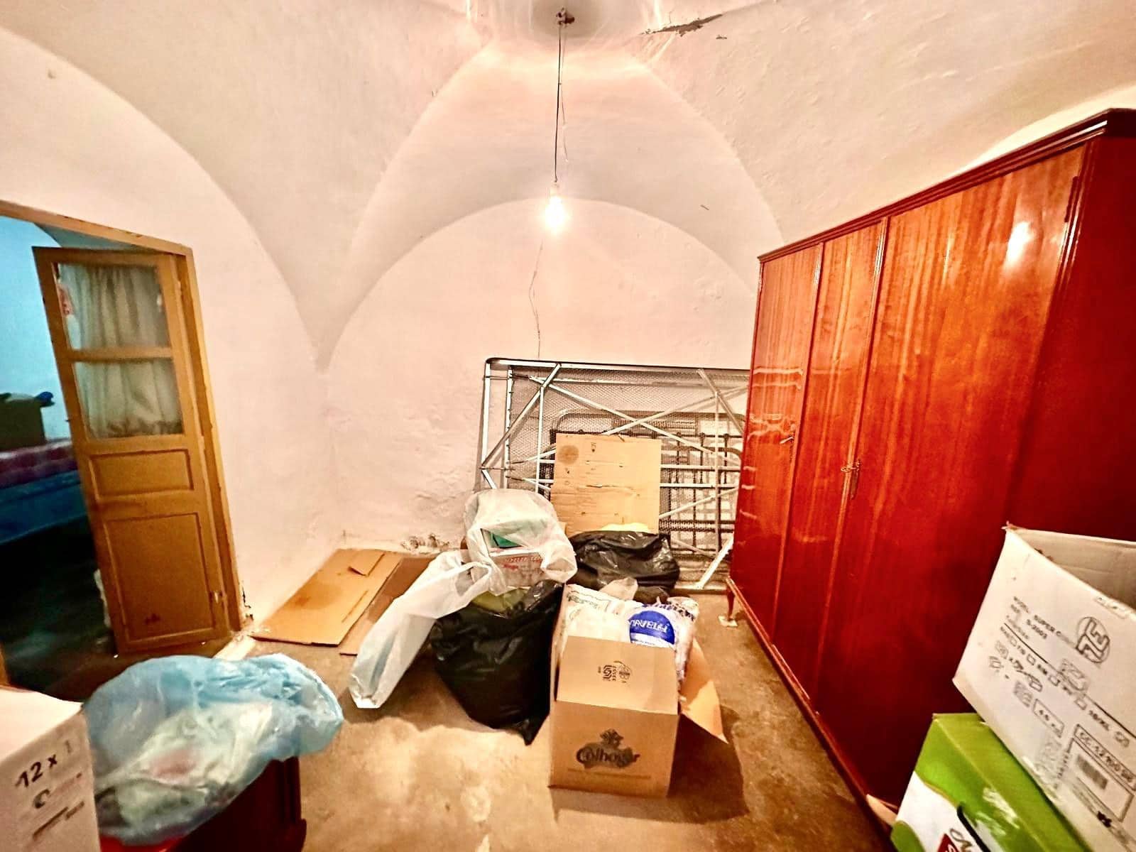 Casa de 5 habitaciones en Fuente Obejuna en venta - 27.000 € (Ref: 9677563)