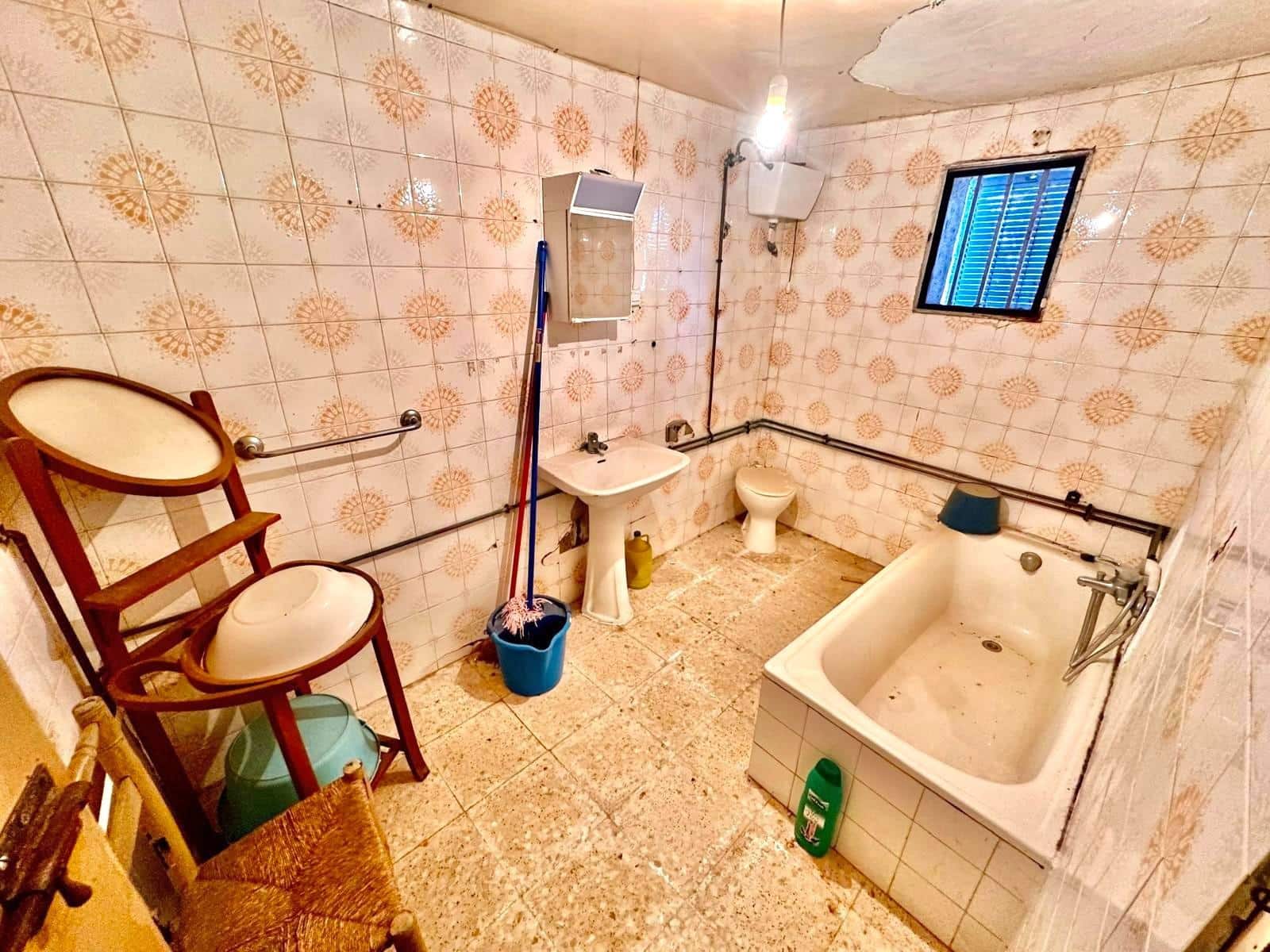 Casa de 5 habitaciones en Fuente Obejuna en venta - 27.000 € (Ref: 9677563)