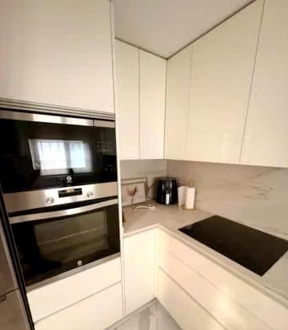 4 makuuhuone Rivitalo myytävänä paikassa Córdoba kaupunki mukana 
autotalli - 255 500 € (Ref: 9679931)