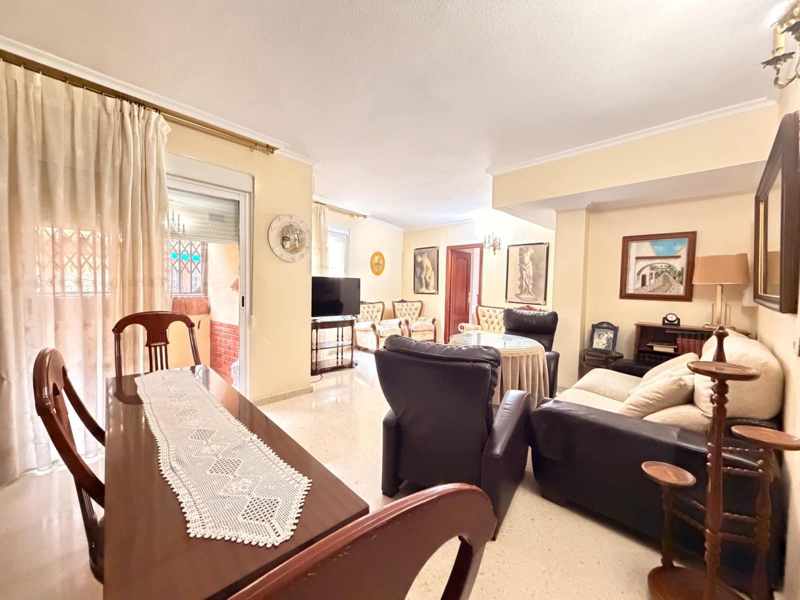 3 quarto Apartamento para venda em Cordova cidade com garagem - 237 900 € (Ref: 9686531)