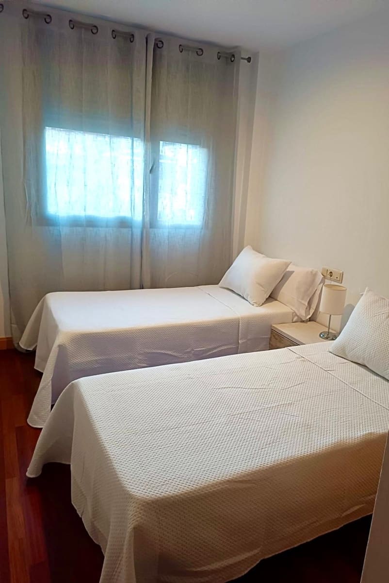 2 quarto Apartamento para venda em Cordova cidade com piscina garagem - 249 990 € (Ref: 9686532)