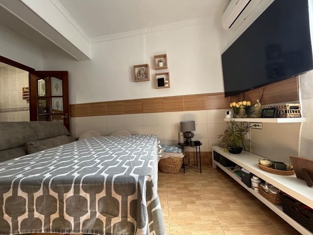 Piso de 2 habitaciones en Córdoba ciudad en venta - 94.000 € (Ref: 9686534)
