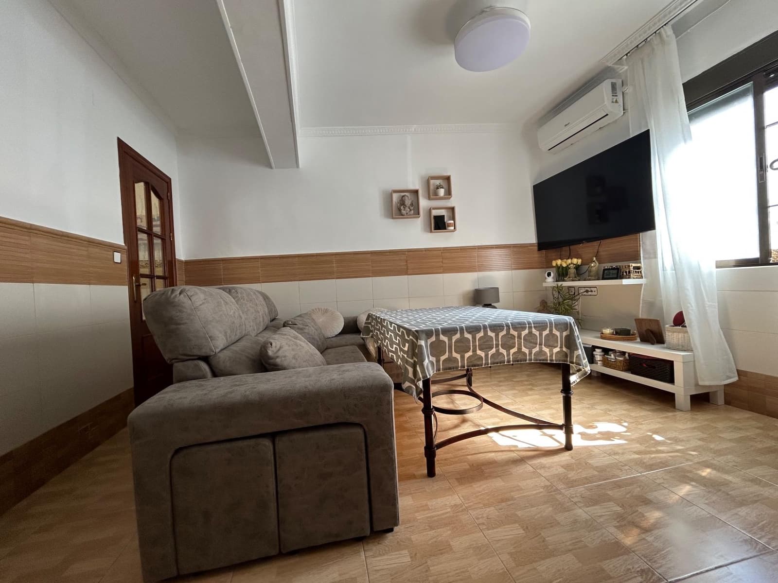 2 makuuhuone Asunto myytävänä paikassa Cordoba kaupunki - 94 000 € (Ref: 9686534)