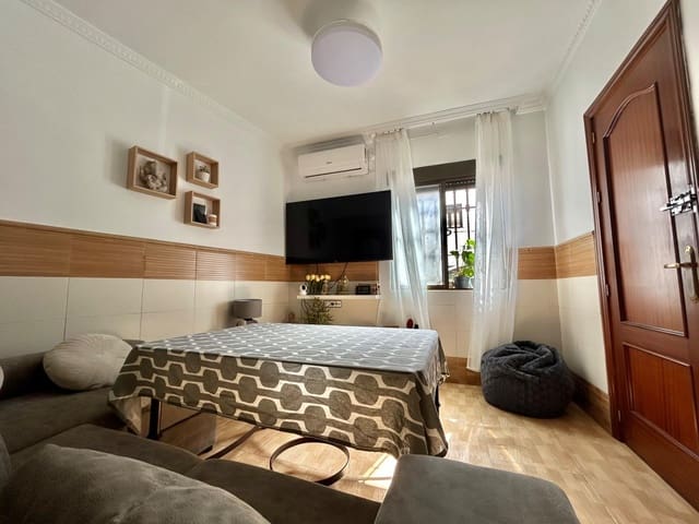 Piso de 2 habitaciones en Córdoba ciudad en venta - 94.000 € (Ref: 9686534)