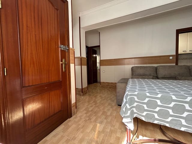 Piso de 2 habitaciones en Córdoba ciudad en venta - 94.000 € (Ref: 9686534)