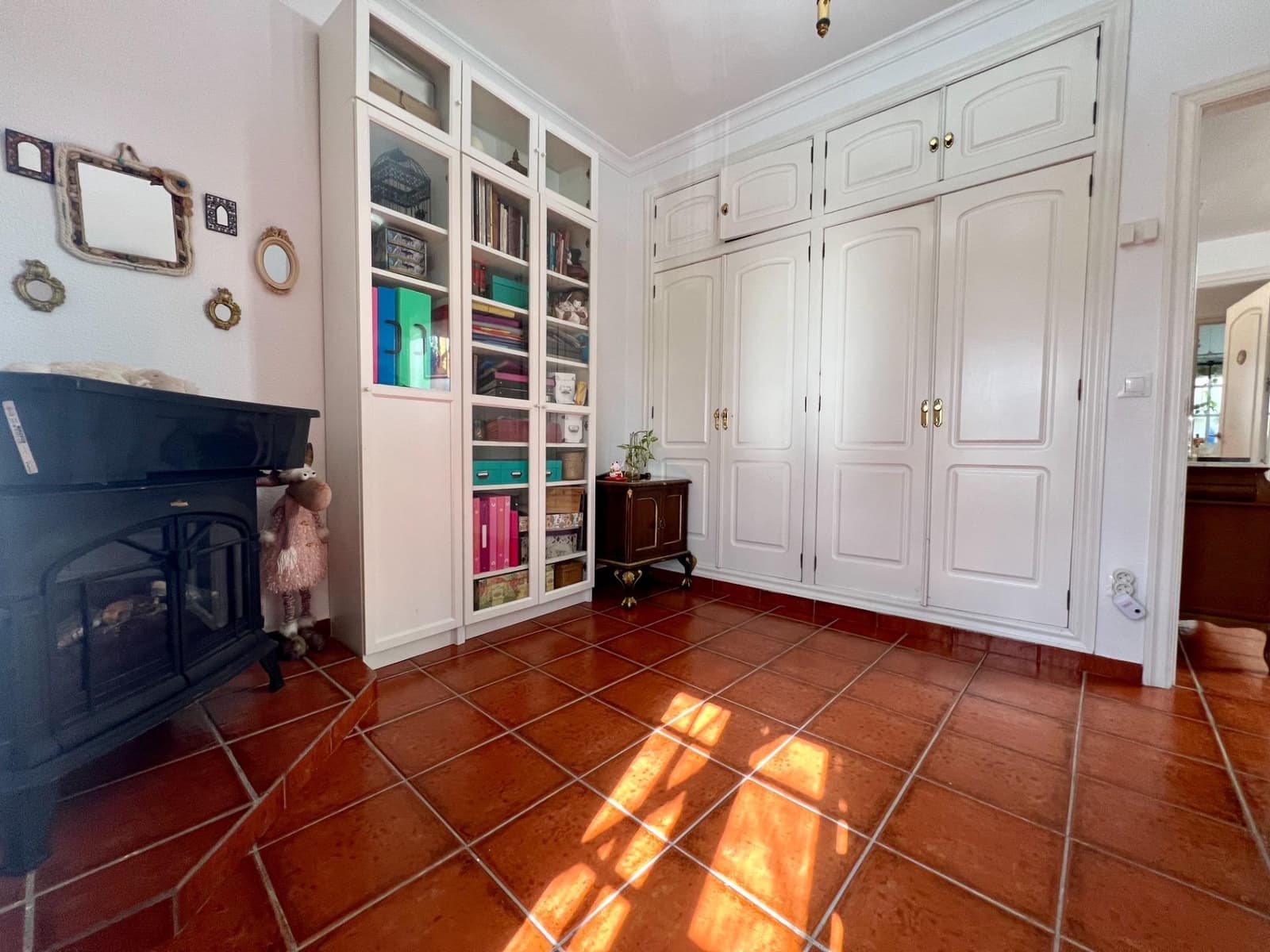 4 soveværelse Rækkehus til salg i Cordoba by med garage - € 180.000 (Ref: 9686535)