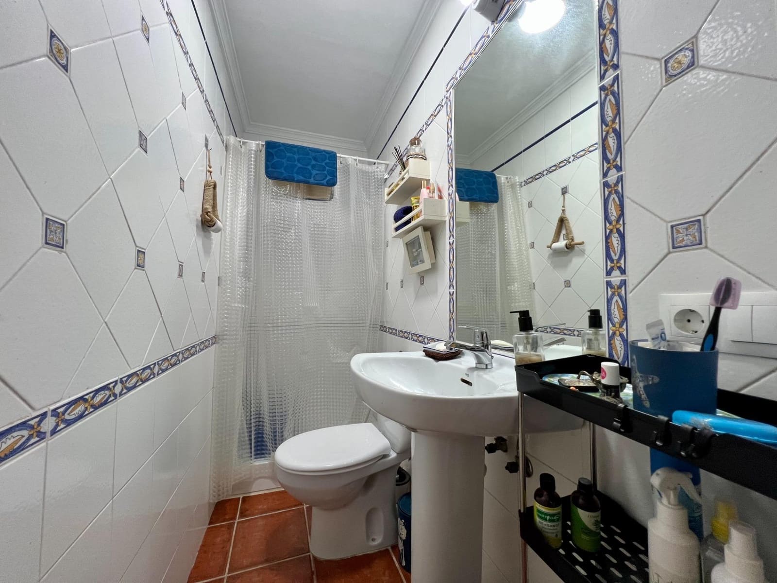 4 soveværelse Rækkehus til salg i Cordoba by med garage - € 180.000 (Ref: 9686535)