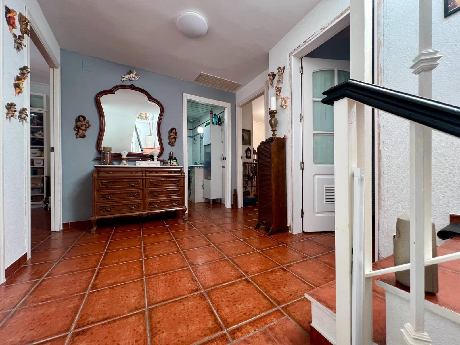 4 soveværelse Rækkehus til salg i Cordoba by med garage - € 180.000 (Ref: 9686535)