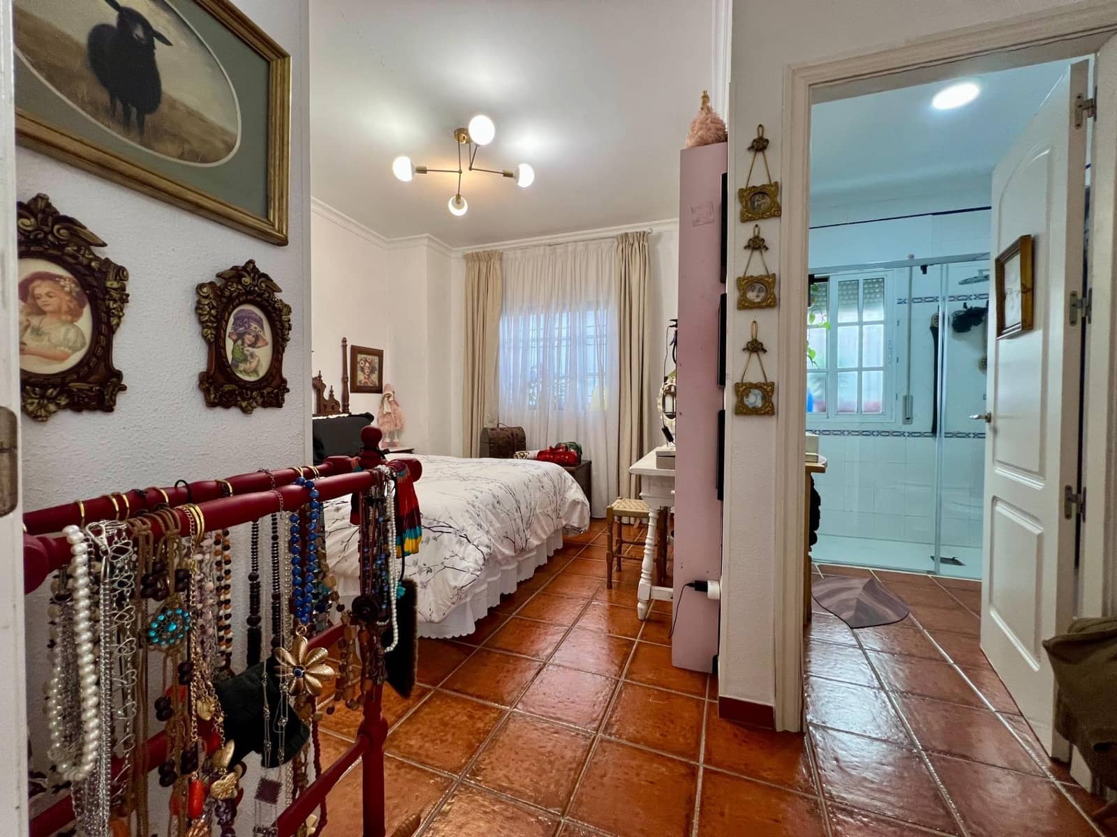 4 soveværelse Rækkehus til salg i Cordoba by med garage - € 180.000 (Ref: 9686535)