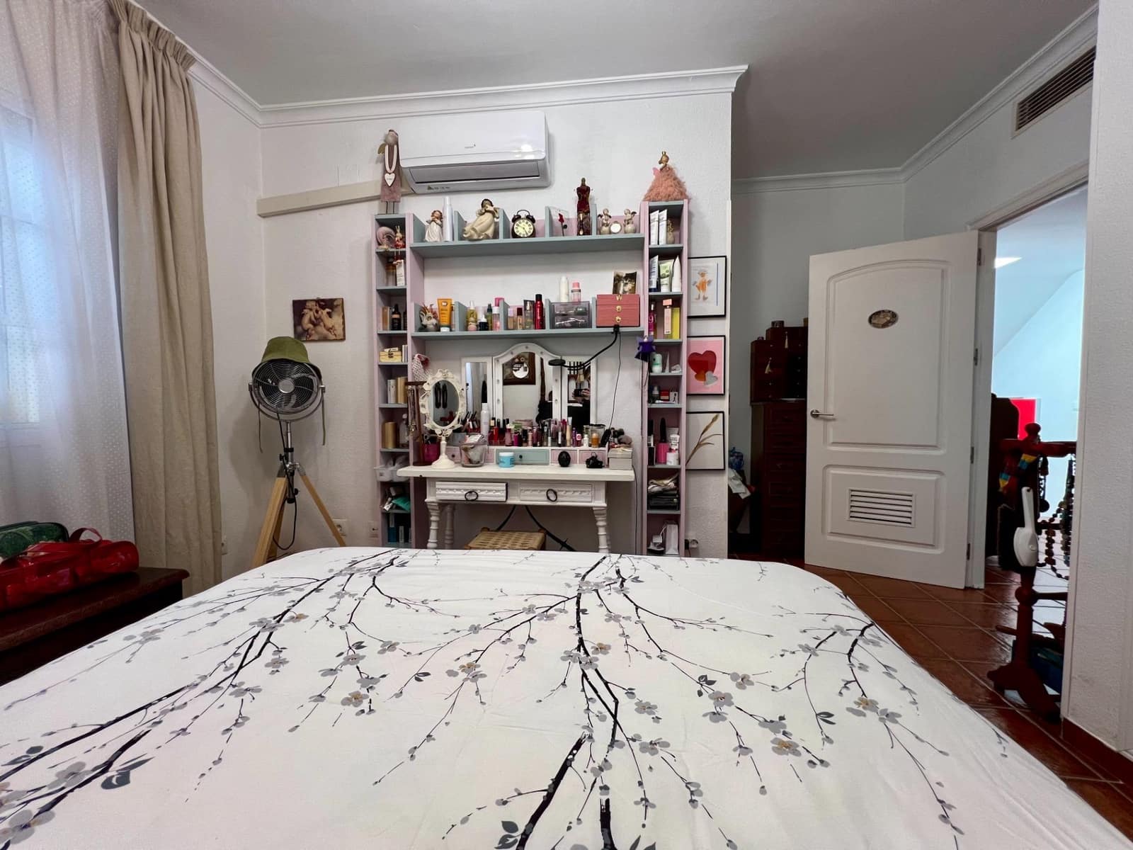 4 soveværelse Rækkehus til salg i Cordoba by med garage - € 180.000 (Ref: 9686535)