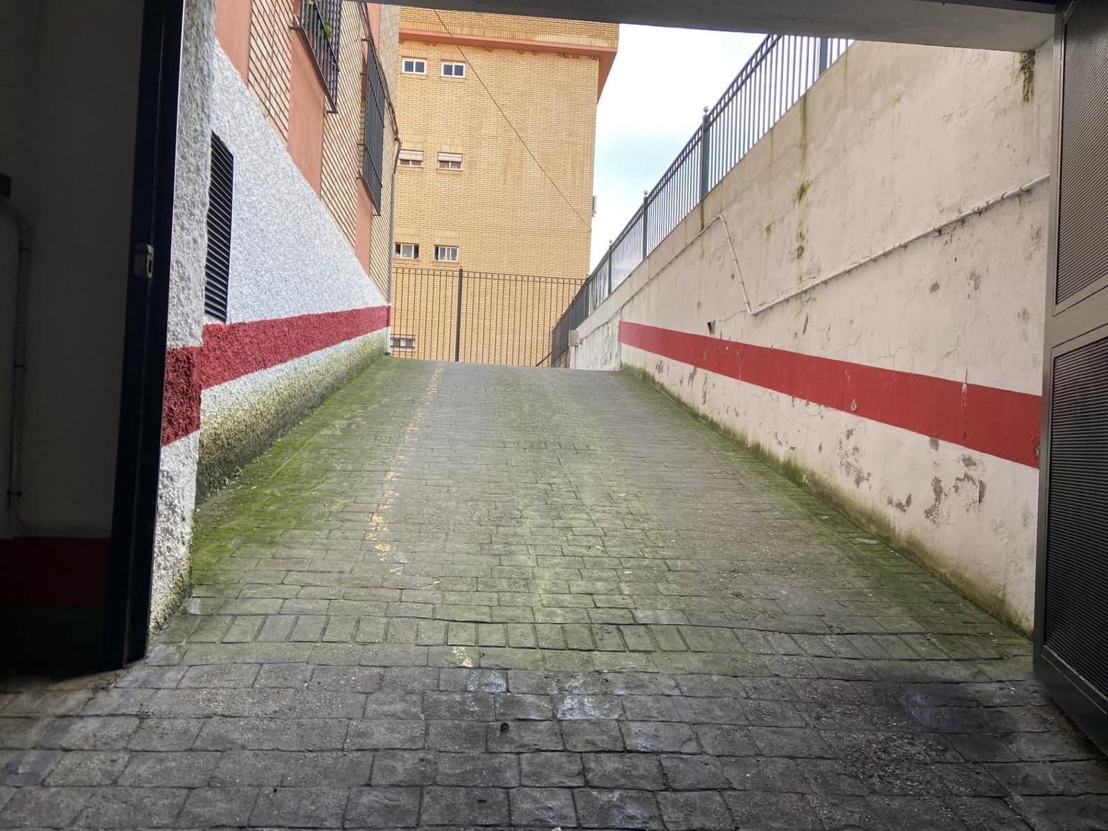 Garage for sale in Cordoba city - € 29,000 (Ref: 9690687)