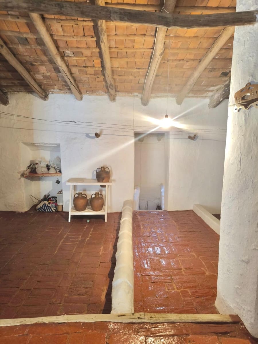 5 bedroom Townhouse for sale in Azuaga - € 57,000 (Ref: 9690688)