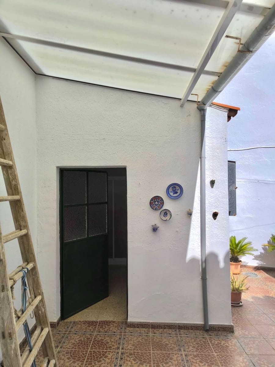 5 bedroom Townhouse for sale in Azuaga - € 57,000 (Ref: 9690688)