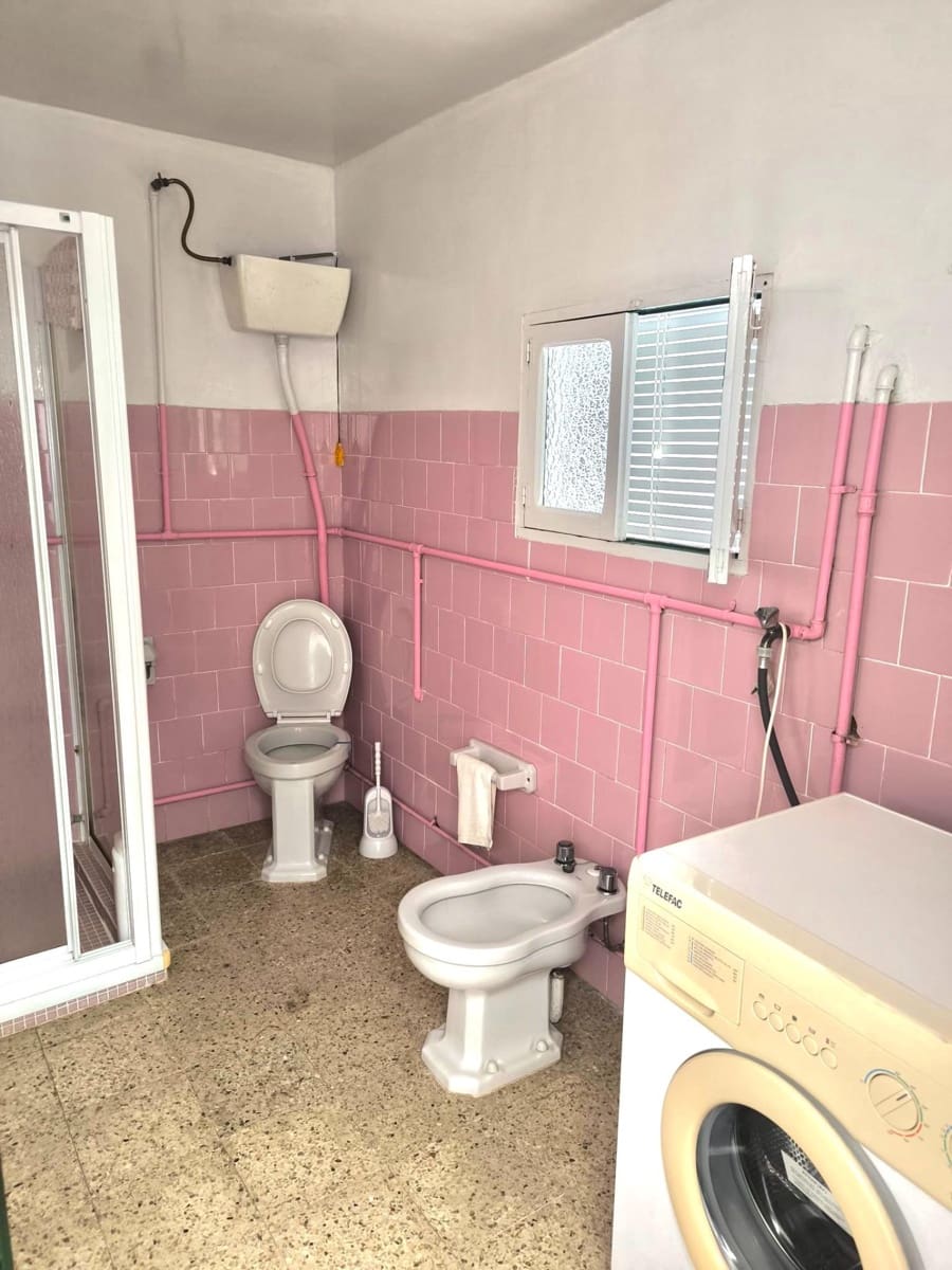 5 bedroom Townhouse for sale in Azuaga - € 57,000 (Ref: 9690688)