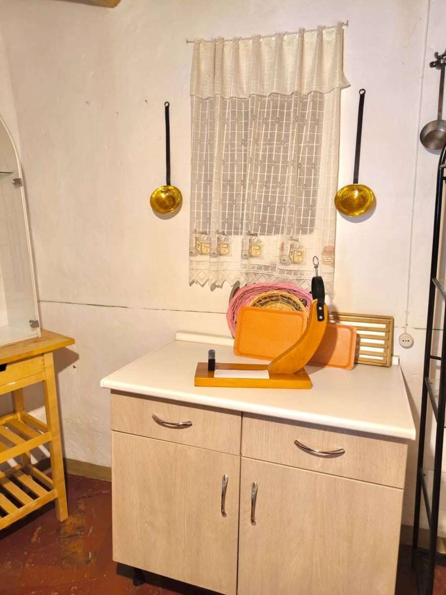 5 bedroom Townhouse for sale in Azuaga - € 57,000 (Ref: 9690688)