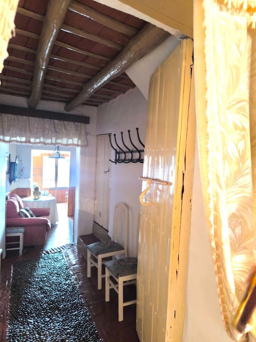 5 bedroom Townhouse for sale in Azuaga - € 57,000 (Ref: 9690688)