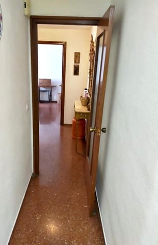 3 bedroom Flat for sale in San Lorenzo, Córdoba city - € 204,000 (Ref: 9695429)