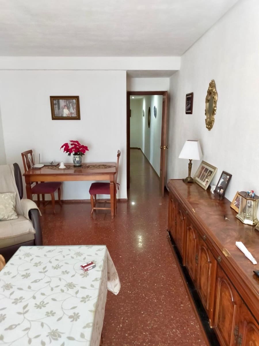 3 bedroom Flat for sale in Cordoba city - € 204,000 (Ref: 9695429)