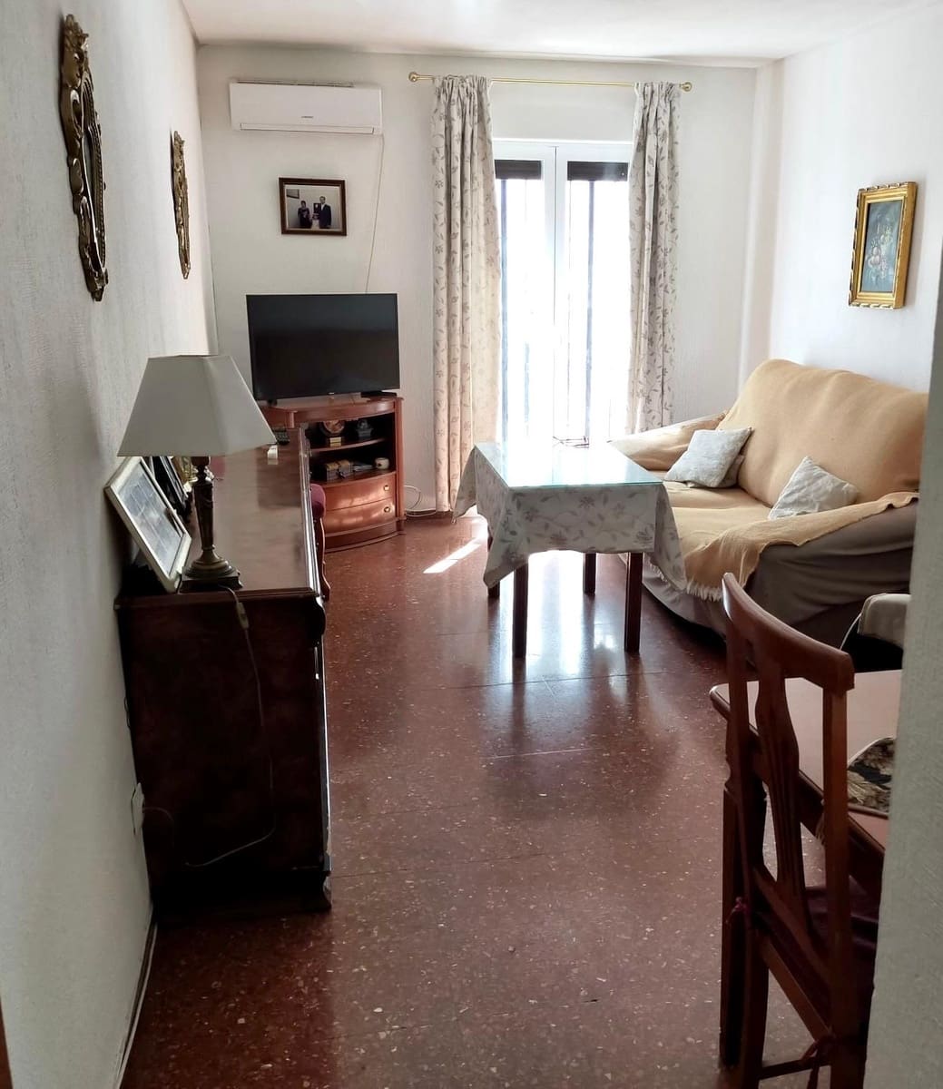3 bedroom Flat for sale in Cordoba city - € 204,000 (Ref: 9695429)