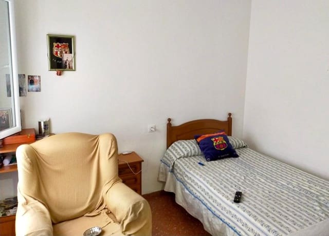 3 bedroom Flat for sale in San Lorenzo, Córdoba city - € 204,000 (Ref: 9695429)