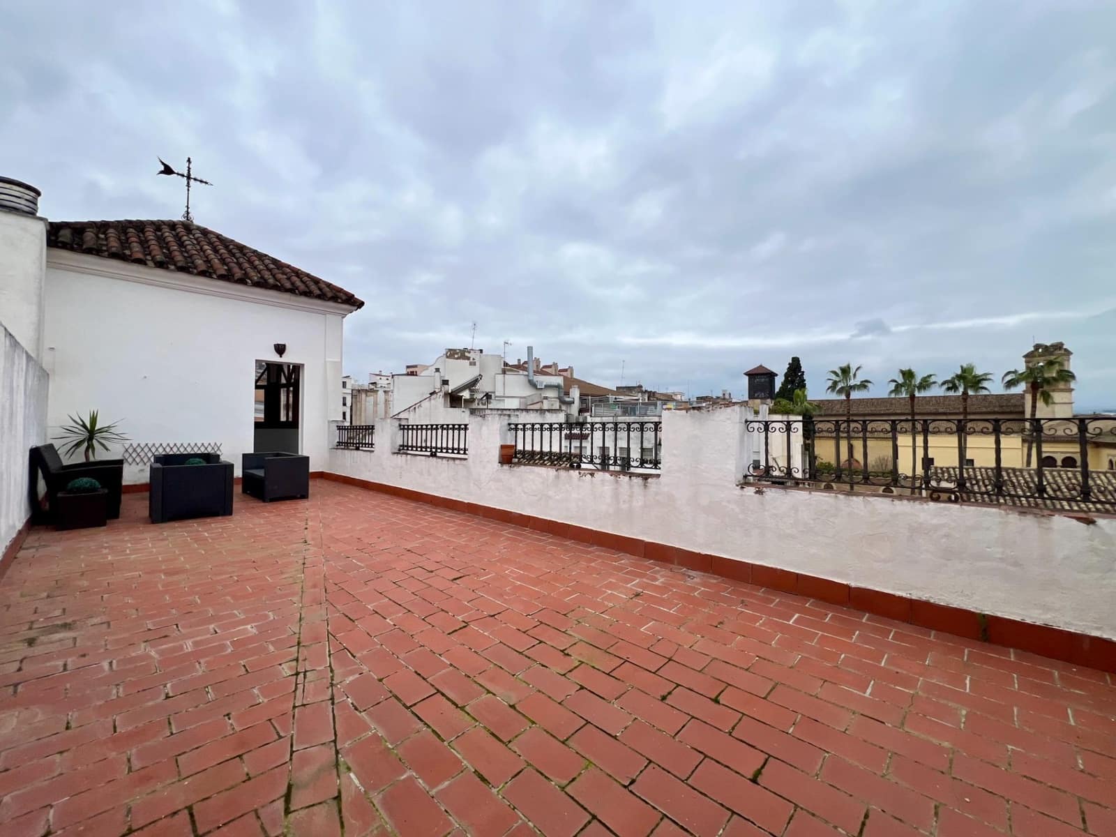 2 sovrum Lägenhet till salu i Cordoba stad - 270 000 € (Ref: 9698868)