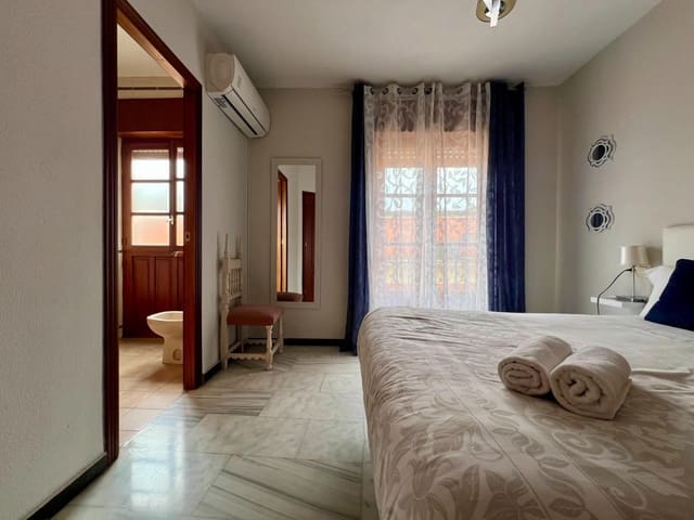 2 soveværelse Lejlighed til salg i Córdoba by - € 270.000 (Ref: 9698868)