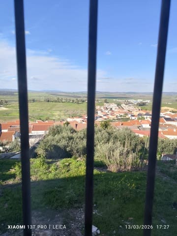 4 bedroom Townhouse for sale in Fuente Obejuna - € 155,000 (Ref: 9698869)