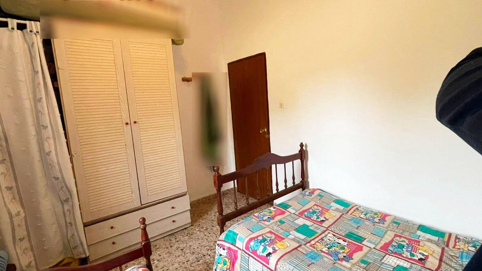 5 bedroom Finca/Country House for sale in Villaharta with pool - € 139,500 (Ref: 9698871)