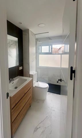 3 bedroom Flat for sale in San Cayetano, Córdoba city - € 184,900 (Ref: 9701708)