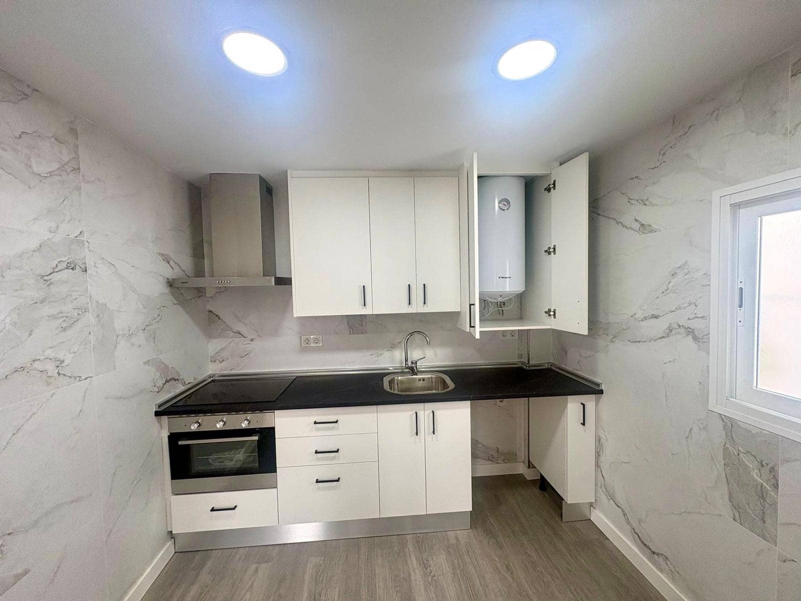 3 bedroom Flat for sale in Cordoba city - € 184,900 (Ref: 9701708)