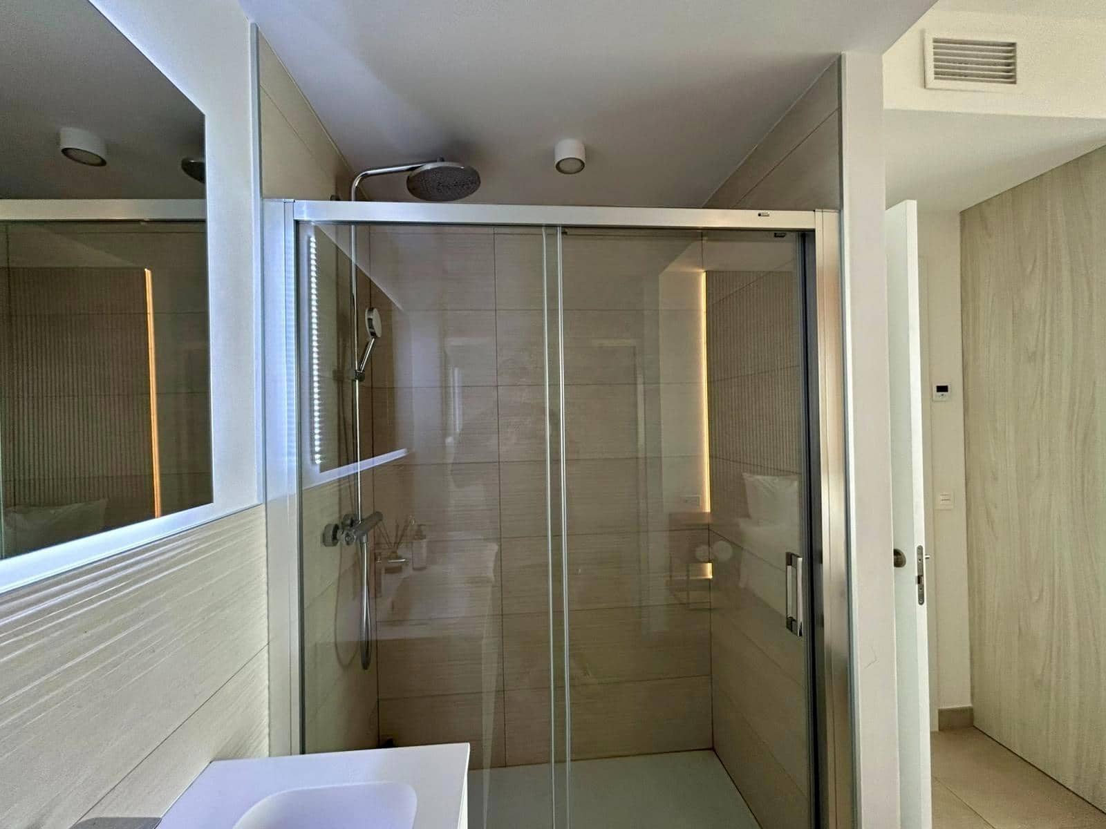 2 quarto Apartamento para venda em Carvajal com piscina garagem - 615 000 € (Ref: 9701709)