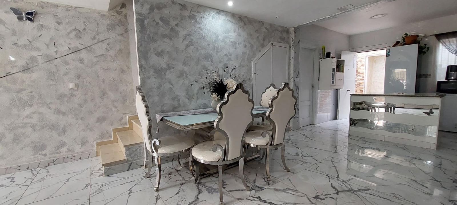 4 soveværelse Byhus til salg i Cordoba by - € 99.900 (Ref: 9701713)