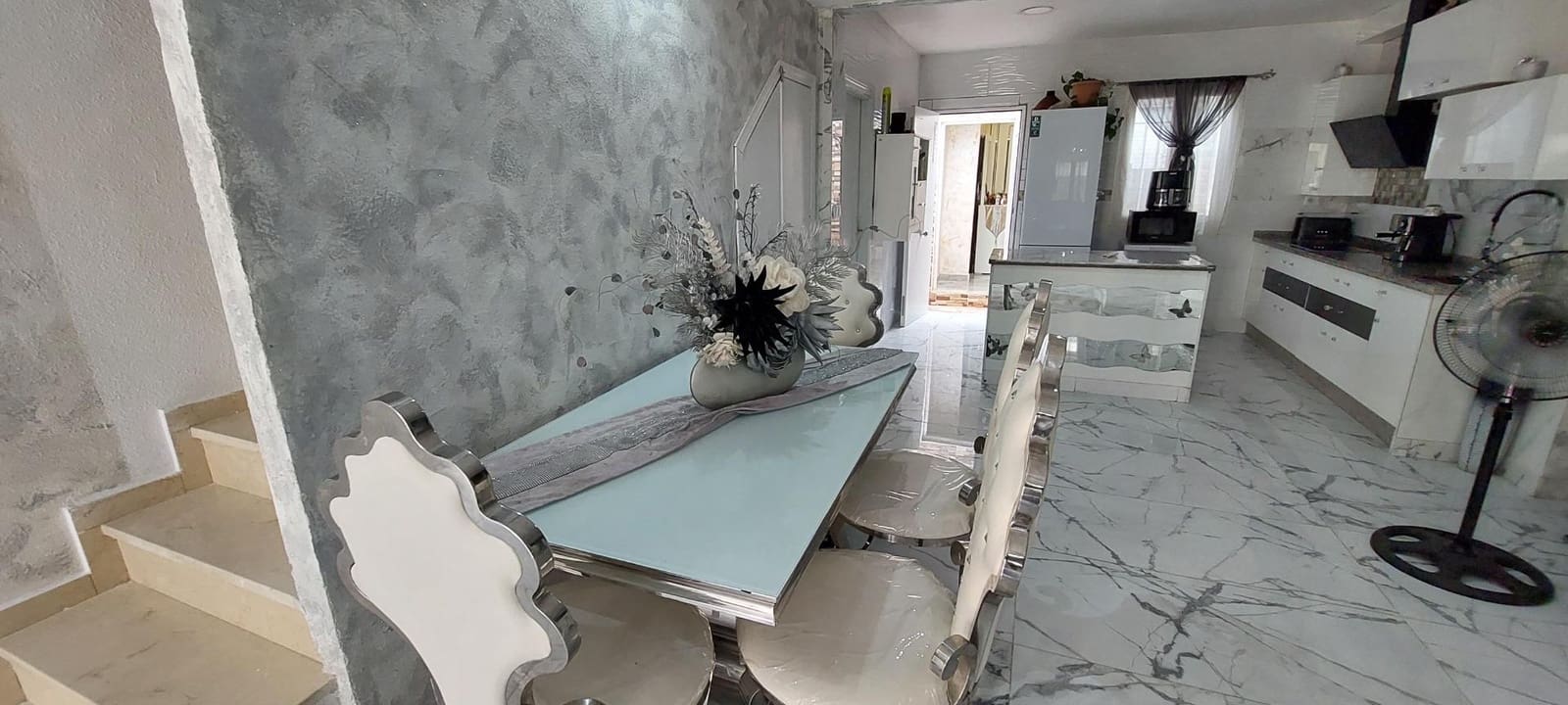 4 soveværelse Byhus til salg i Cordoba by - € 99.900 (Ref: 9701713)