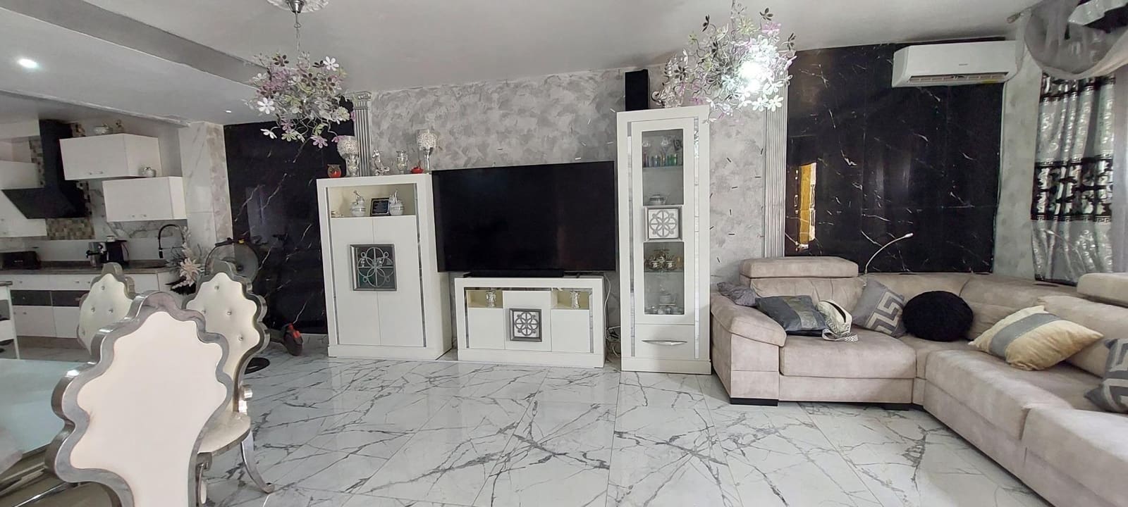 4 soveværelse Byhus til salg i Cordoba by - € 99.900 (Ref: 9701713)