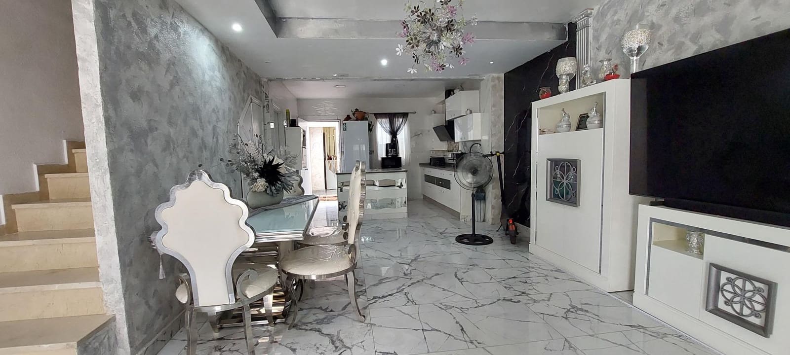 4 soveværelse Byhus til salg i Cordoba by - € 99.900 (Ref: 9701713)