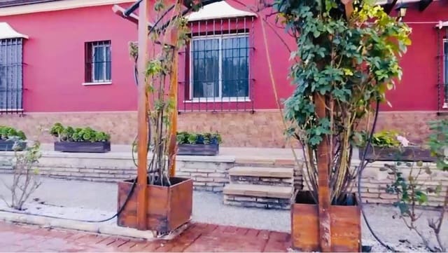 4 camera da letto Villa in vendita in La Carlota con piscina - 308.000 € (Rif: 9721772)