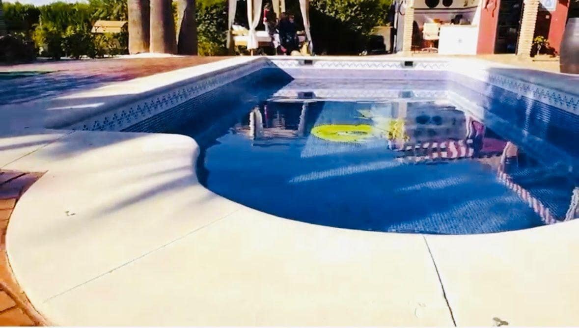 4 bedroom Villa for sale in La Carlota with pool - € 308,000 (Ref: 9721772)