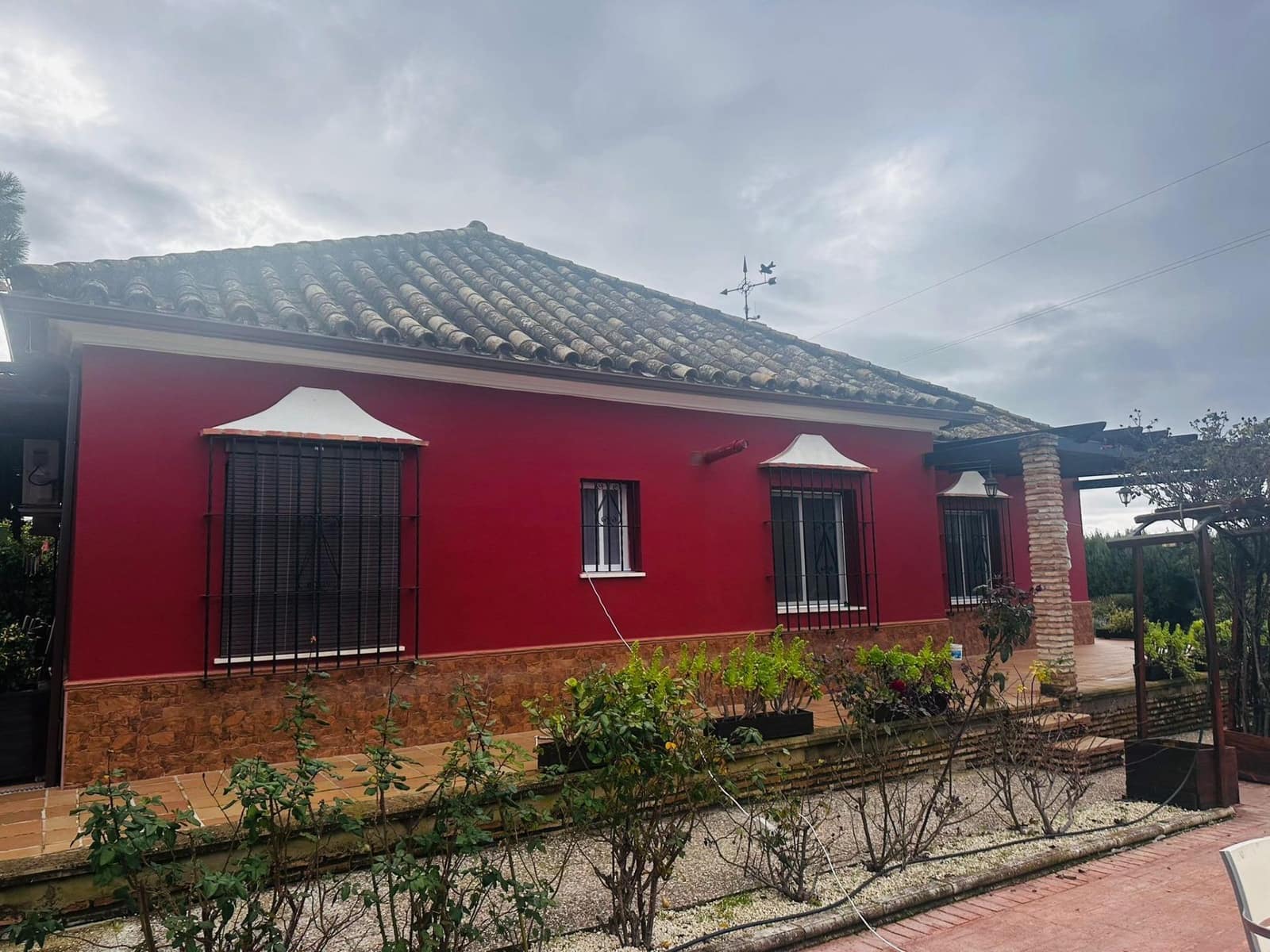 4 bedroom Villa for sale in La Carlota with pool - € 308,000 (Ref: 9721772)