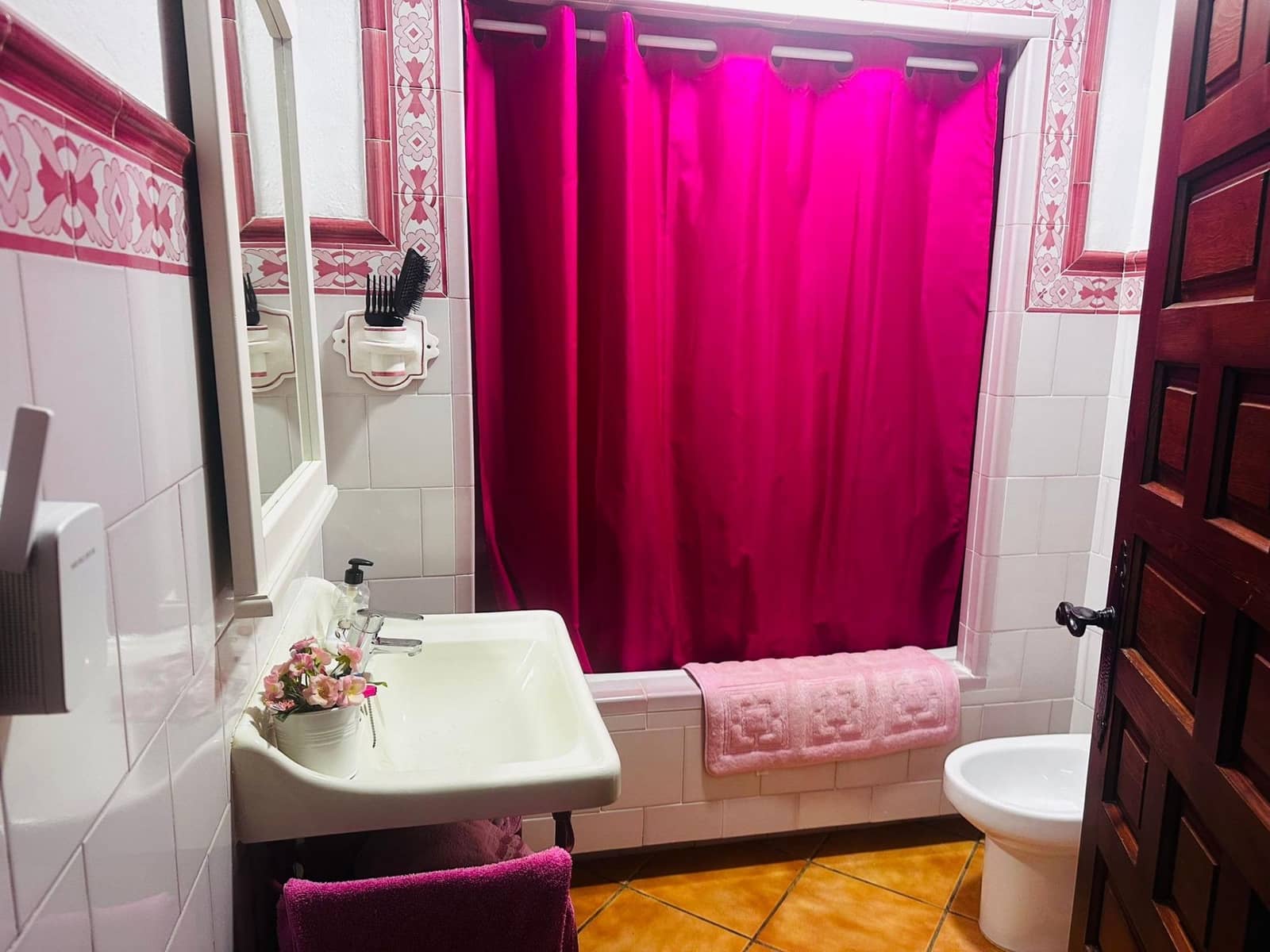 4 bedroom Villa for sale in La Carlota with pool - € 308,000 (Ref: 9721772)