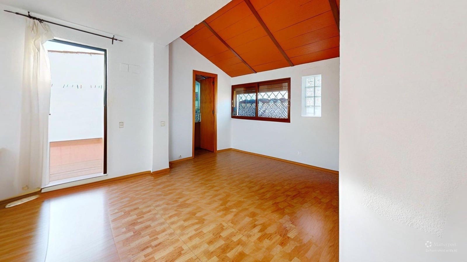 4 bedroom Apartment for sale in Cordoba city - € 239,000 (Ref: 9721776)